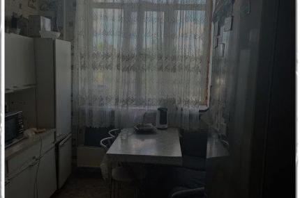 Продажа Изолированная 3-комнатная квартира, Новоселовка