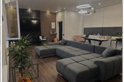 Продажа Изолированная 2-комнатная квартира, Алексеевка