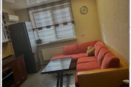 Продажа Изолированная 2-комнатная квартира, Павловка